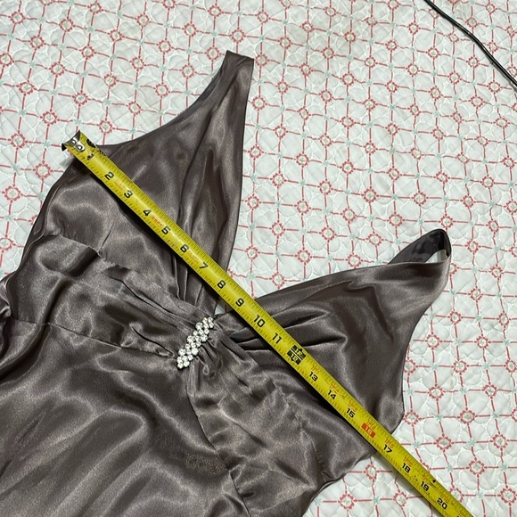 Night Way metallic silver satin gown with train - Picture 8 of 9